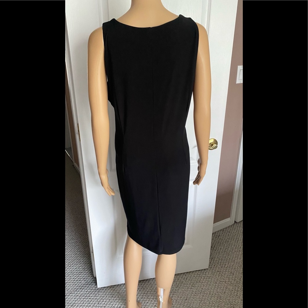 Open Shoulders Black Dress - Picture 3 of 6